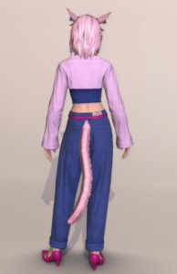 細ベルトがオサレなウィンタータイド・ワイドパンツを使った春向けミラプリ背面